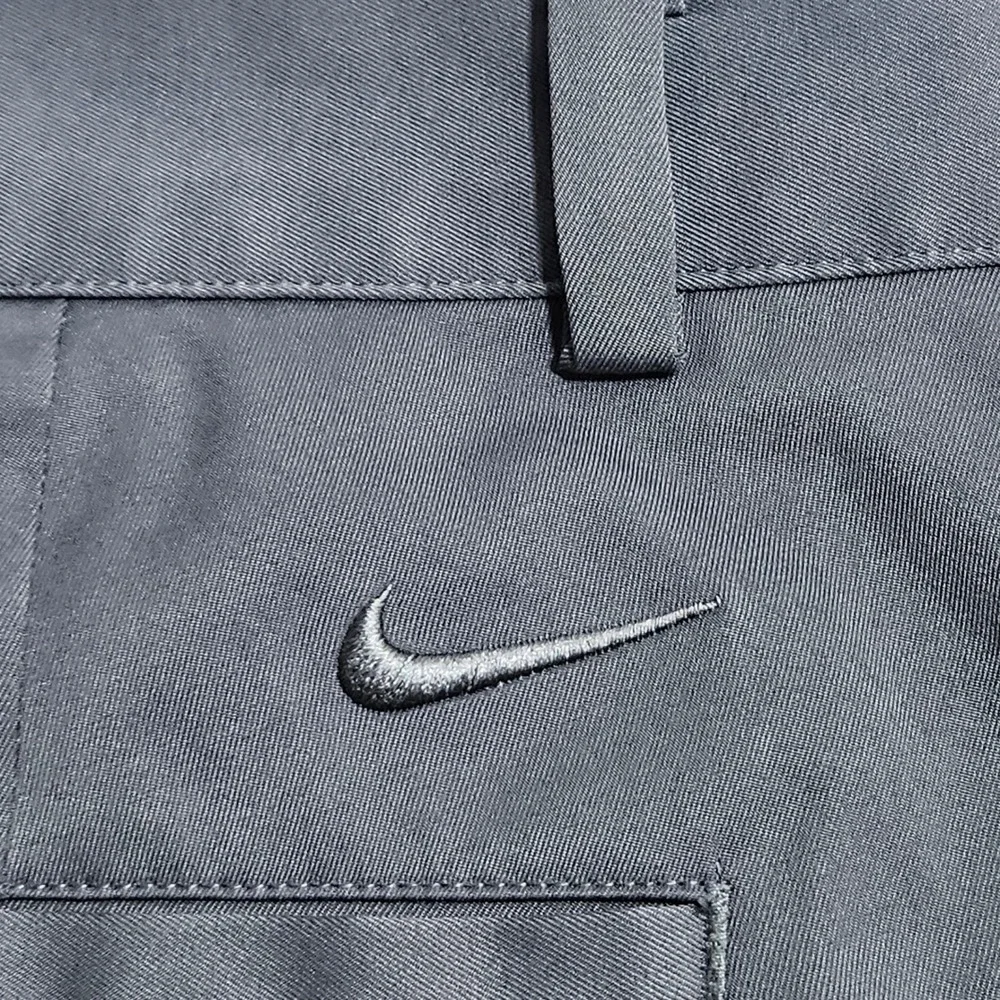 Nike Golf Pants Mens 36x30 Grey Dri-FIT Flat Front Straight Leg‎ 639779-021